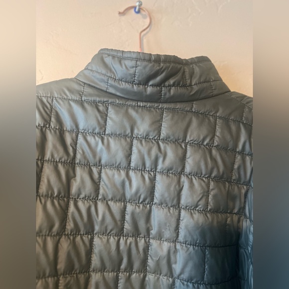 Patagonia Nano Puff Insulated Jacket Grey
Size XL - Picture 8 of 15